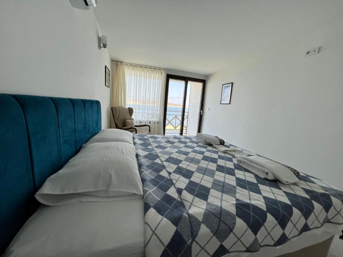 Giritli Rum Meyhanesi & Butik Otel Karaburun  Kültér fotó