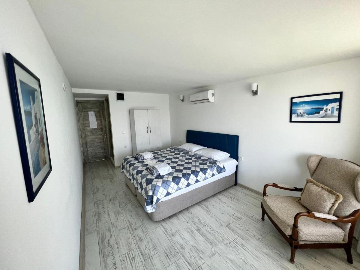 Giritli Rum Meyhanesi & Butik Otel Karaburun  Kültér fotó