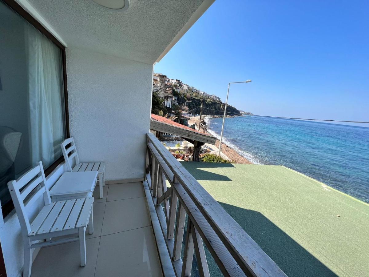 Giritli Rum Meyhanesi & Butik Otel Karaburun  Kültér fotó