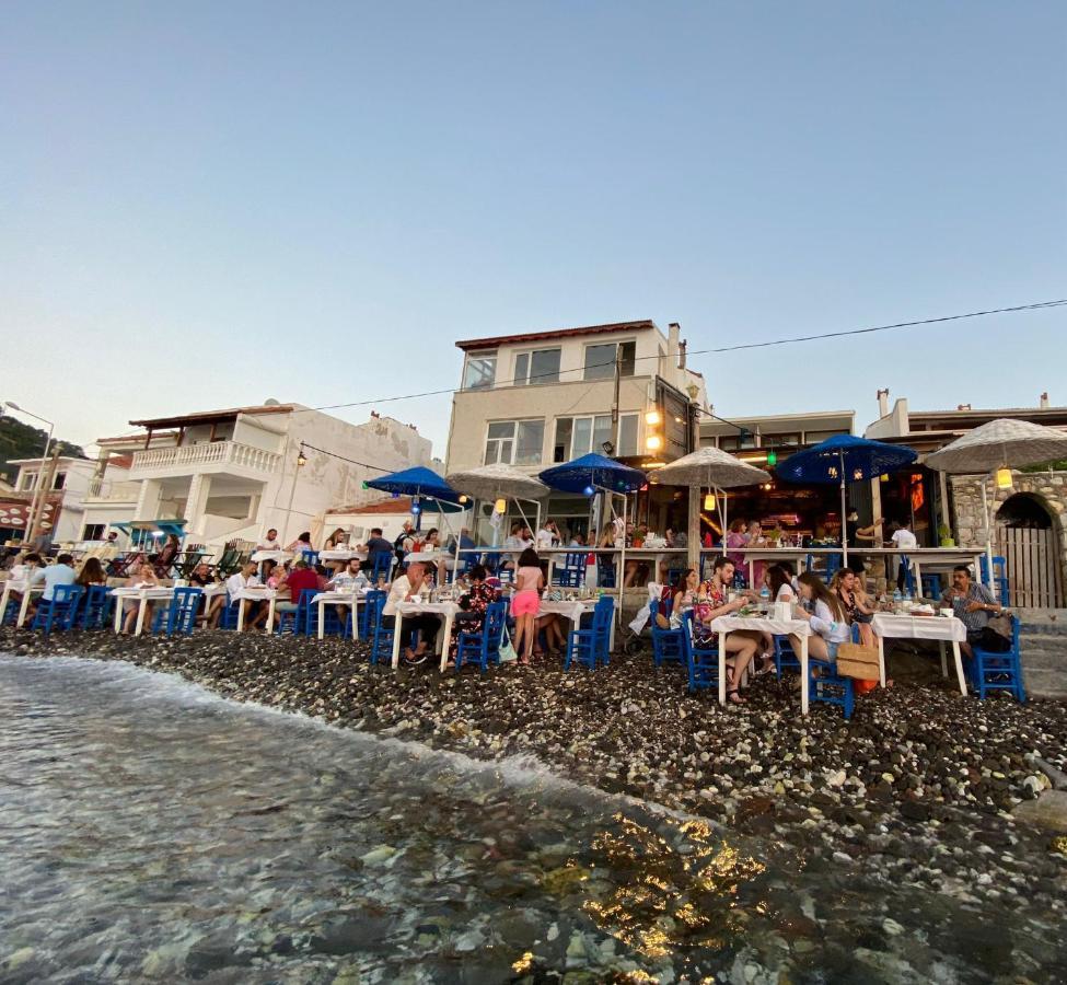 Giritli Rum Meyhanesi & Butik Otel Karaburun  Kültér fotó
