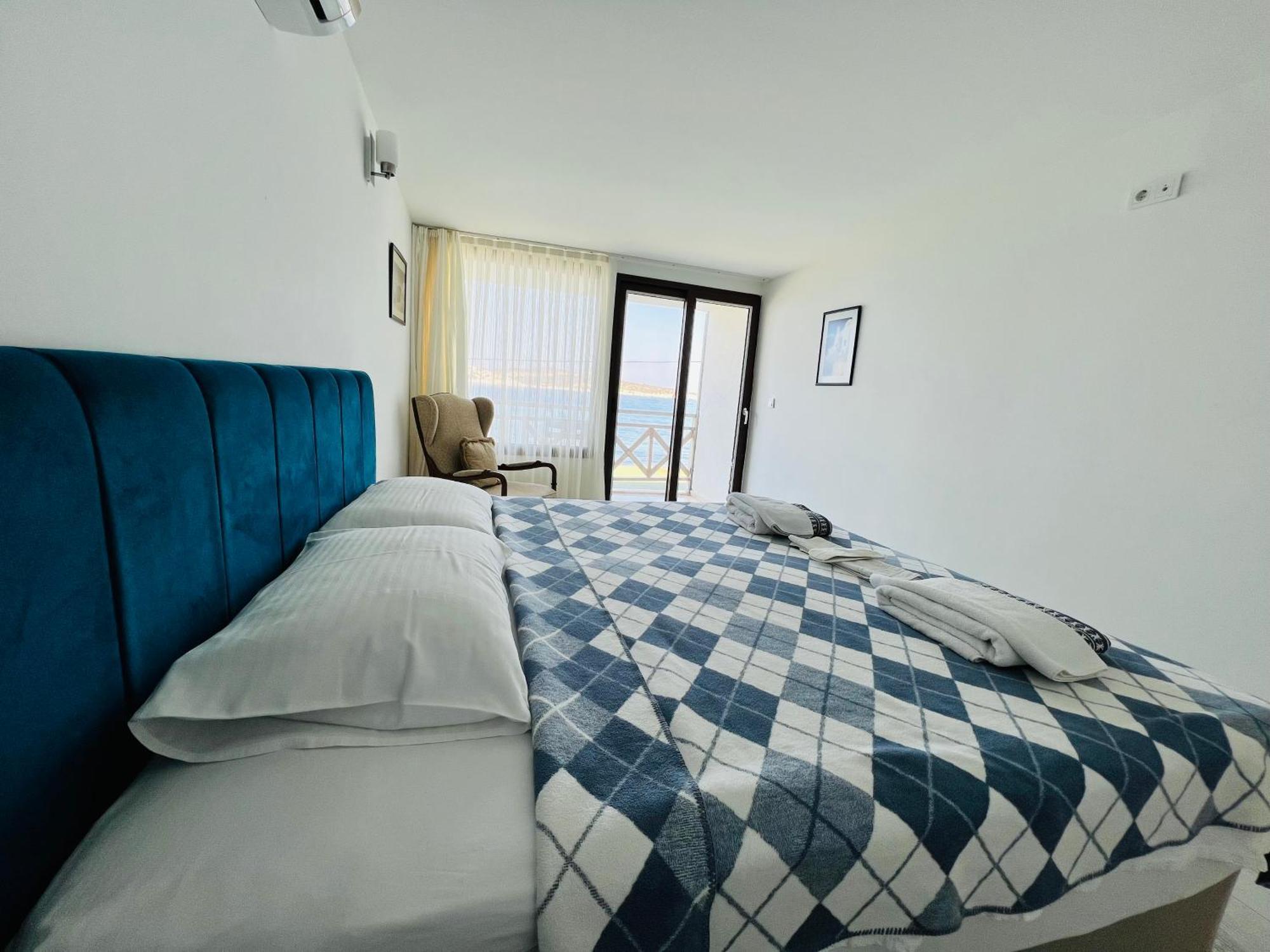 Giritli Rum Meyhanesi & Butik Otel Karaburun  Kültér fotó